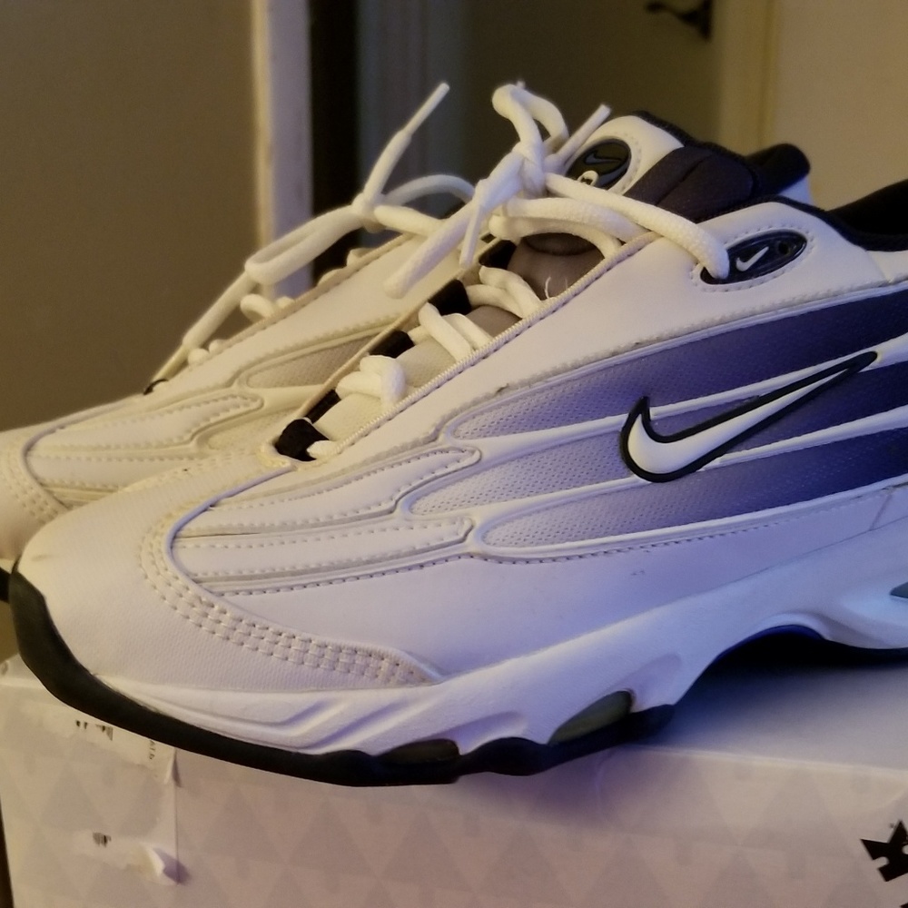 Nike womens sneakers